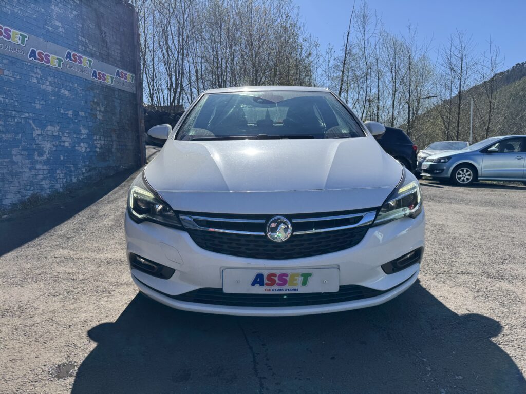 Vauxhall Astra 1.6L 2016