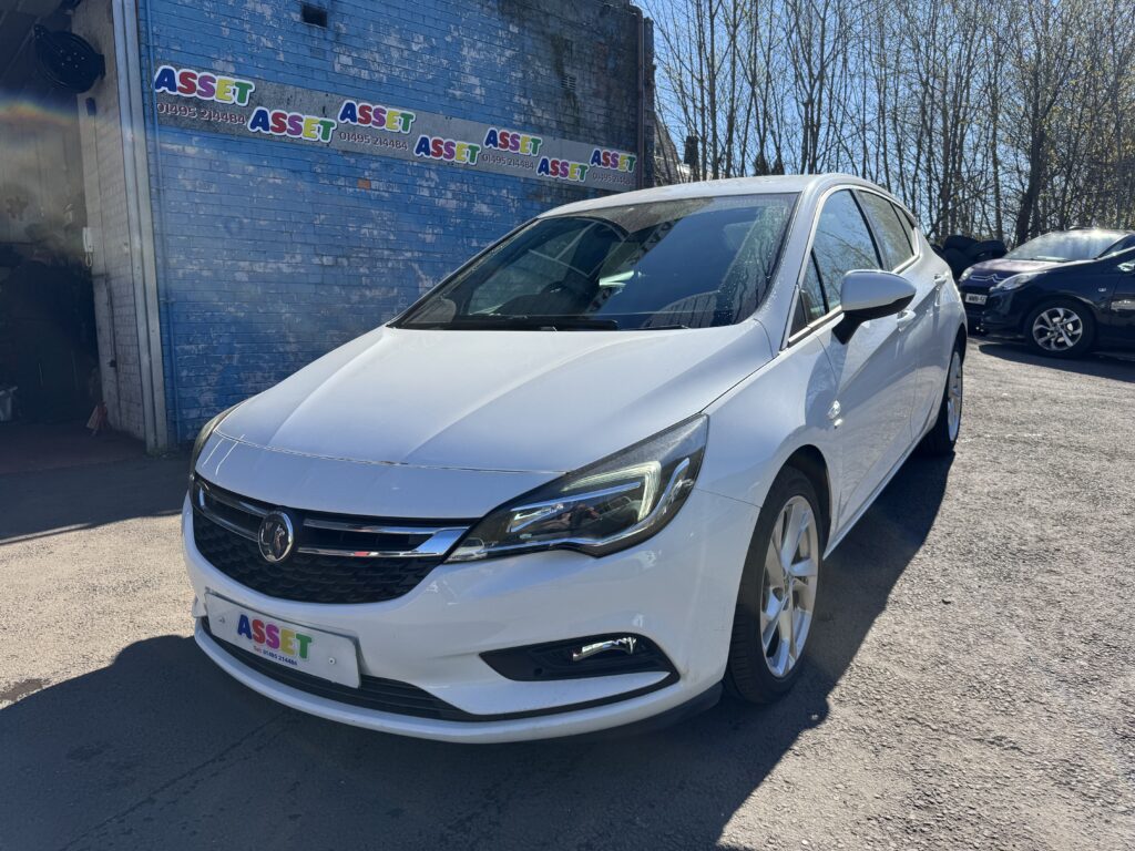 Vauxhall Astra 1.6L 2016
