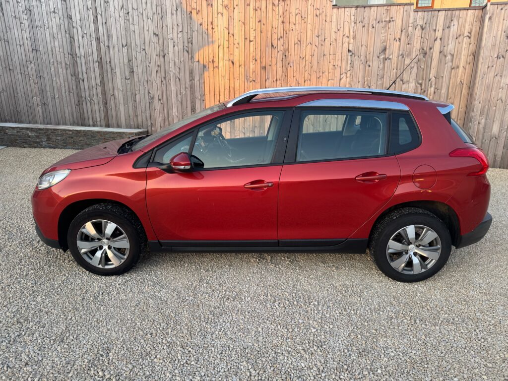 Peugeot 2008 1.2L 2016
